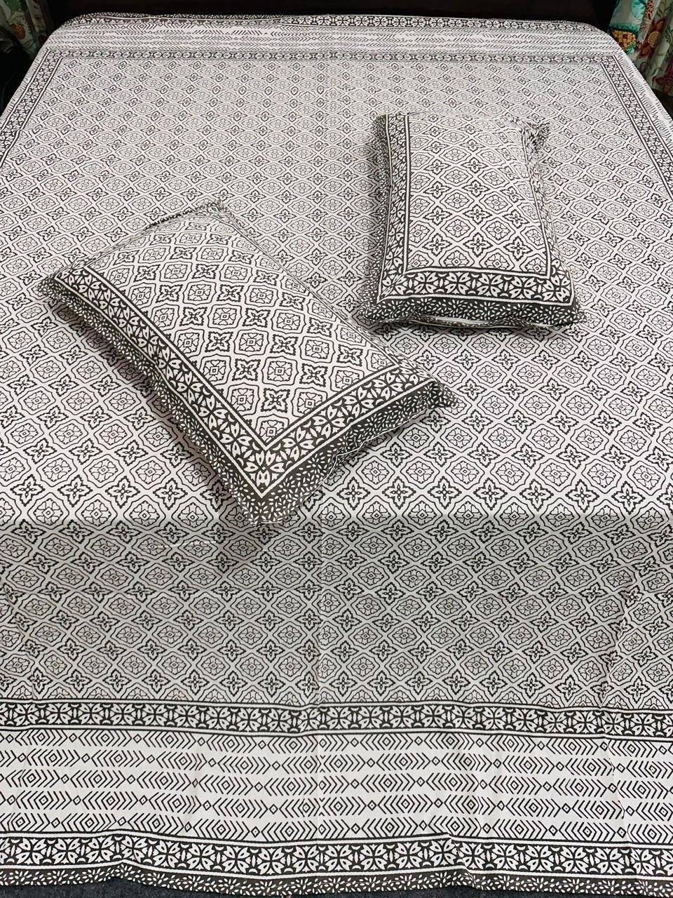 Paramphera Studio Black & White Geometric Cotton King Size Bedsheet with 2 Pillow Covers | 280 TC | 100 x 108 Inches
