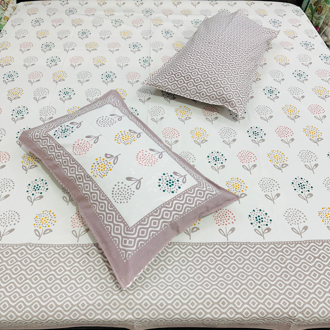 Paramphera Studio Pink Floral Cotton King Size Bedsheet with 2 Pillow Covers | 280 TC | 108 x 108 Inches