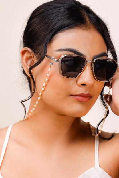 Handmade Pearl Sunglass Chain | Gold Eyeglass Holder