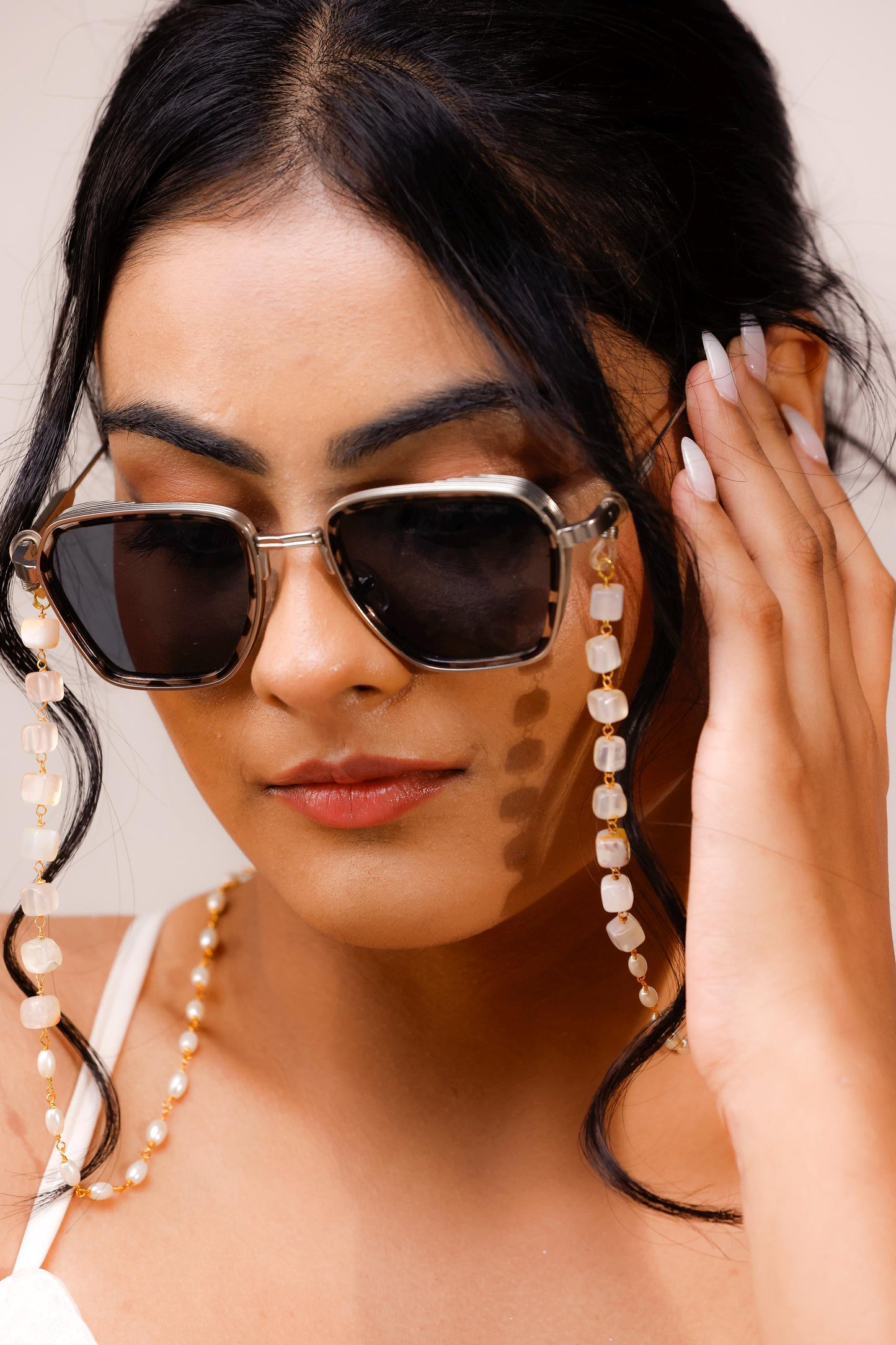 Handmade Pearl Sunglass Chain | Gold Eyeglass Holder